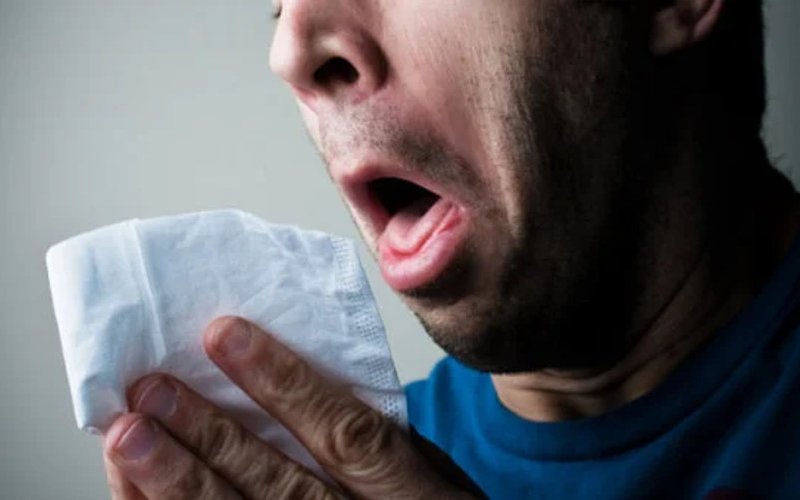 Роспотребнадзор назвал отличие симптомов сезонной аллергии от коронавируса
