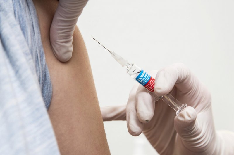 В Роспотребнадзоре констатировали эффективность вакцин против британского штамма