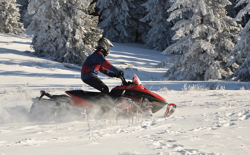 В России задумали ввести запреты для владельцев квадроциклов и снегоходов