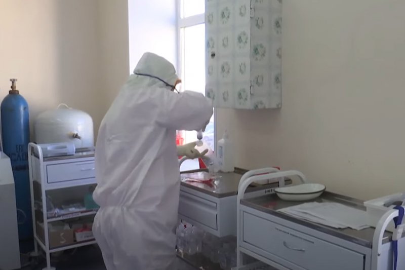 Вирусолог предрек в России рекордную заболеваемость из-за омикрон-штамма